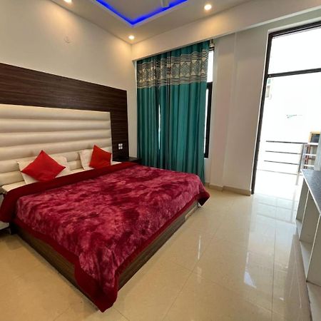Rahul Hotel And Restaurant Mussoorie Bagian luar foto
