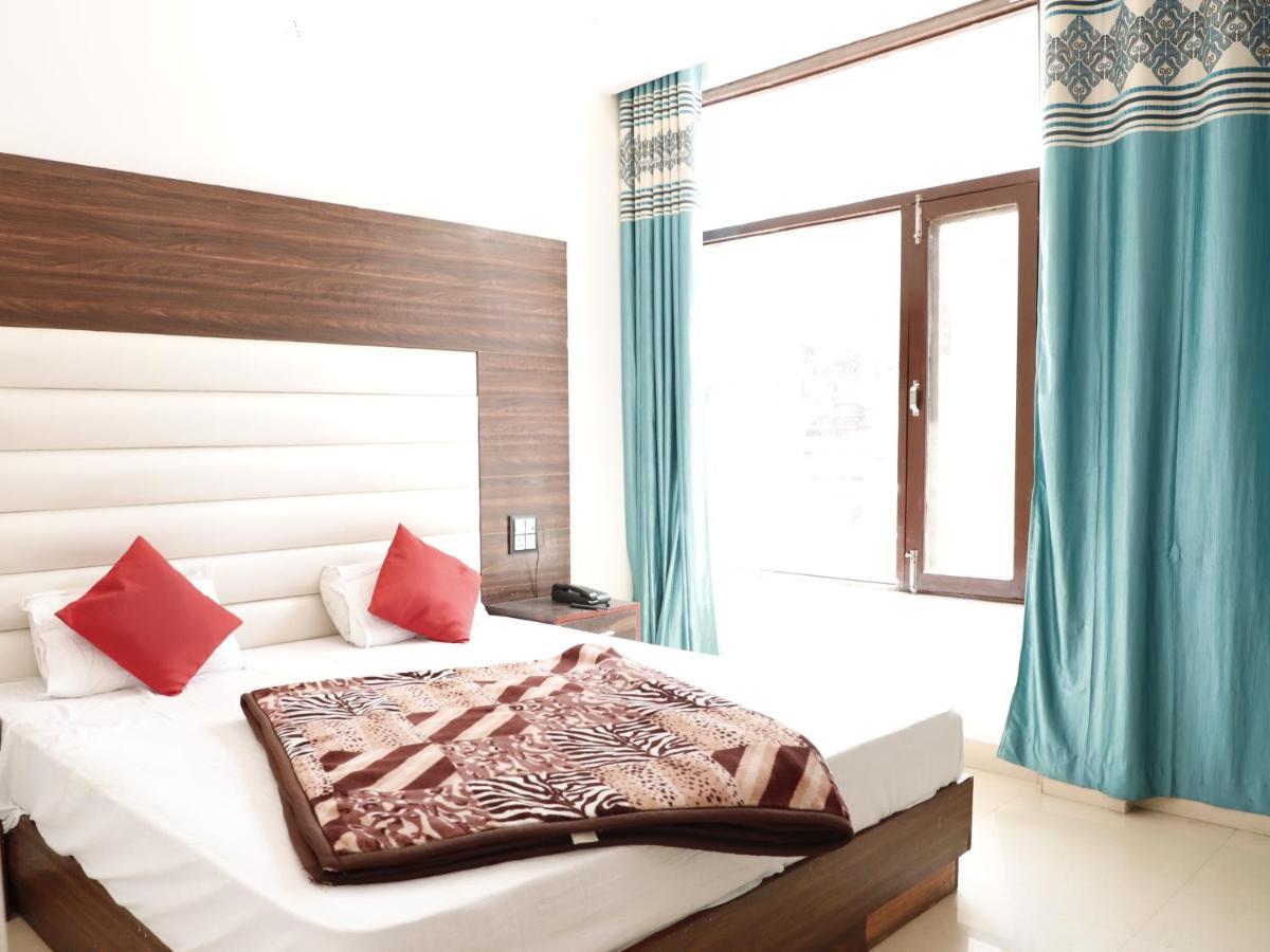 Rahul Hotel And Restaurant Mussoorie Bagian luar foto