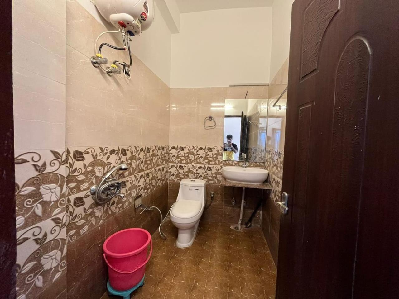 Rahul Hotel And Restaurant Mussoorie Bagian luar foto